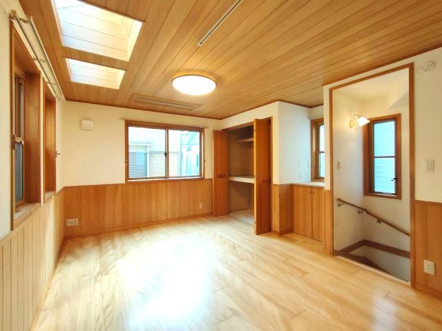 Renovated 2LDK House near Horikiri Shobu-en Station, Tokyo - Thumbnail 3