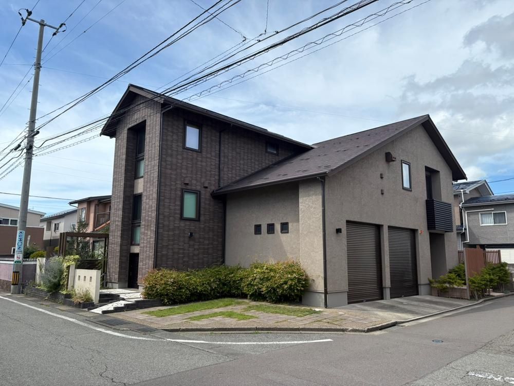 6LDK+S House with Solar Power & Soundproof Room in Akita - Thumbnail 3