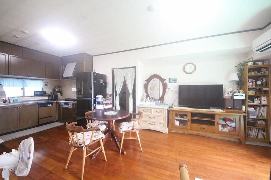 3LDK Apartment for Sale in Naha, Okinawa - 79m2 - Thumbnail 2