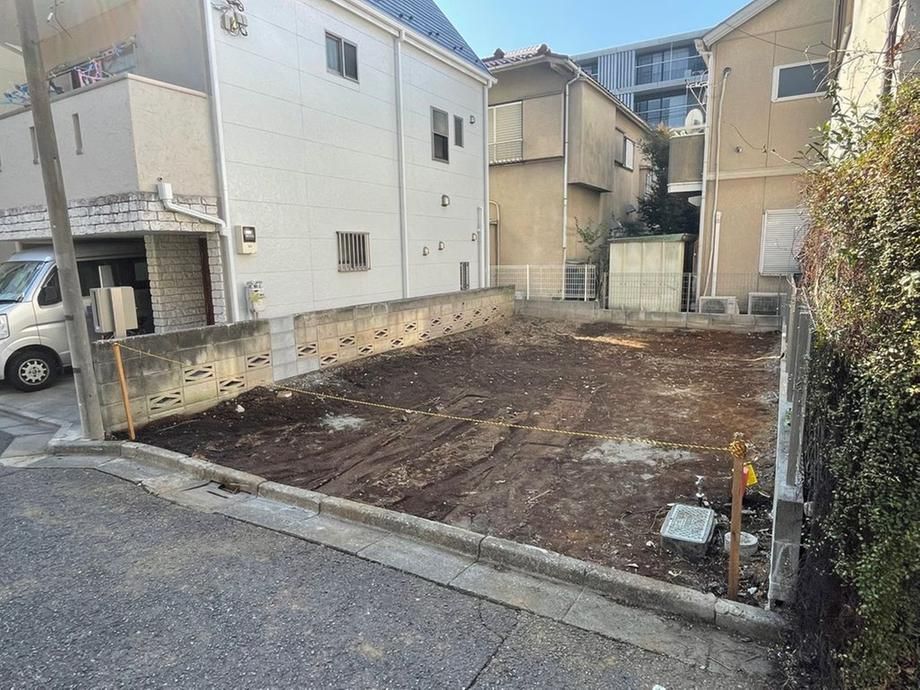 Land for Sale in Kamikitazawa, Setagaya-ku, Tokyo - Thumbnail 2