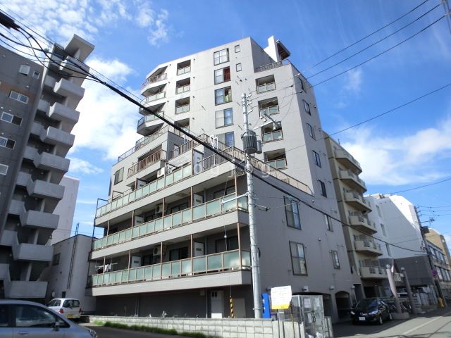 1R Apartment in Shiroishi Ward, Sapporo for Rent - Thumbnail 2