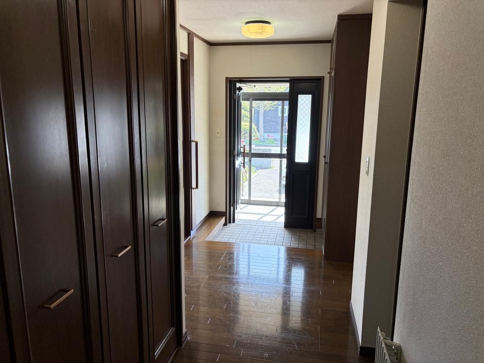 6LDK House for Sale in Higashi-Naebo, Sapporo, Hokkaido - Thumbnail 2