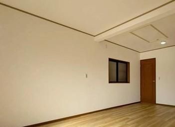 Renovated 4LDK House in Higashiosaka, Osaka Prefecture - Thumbnail 2