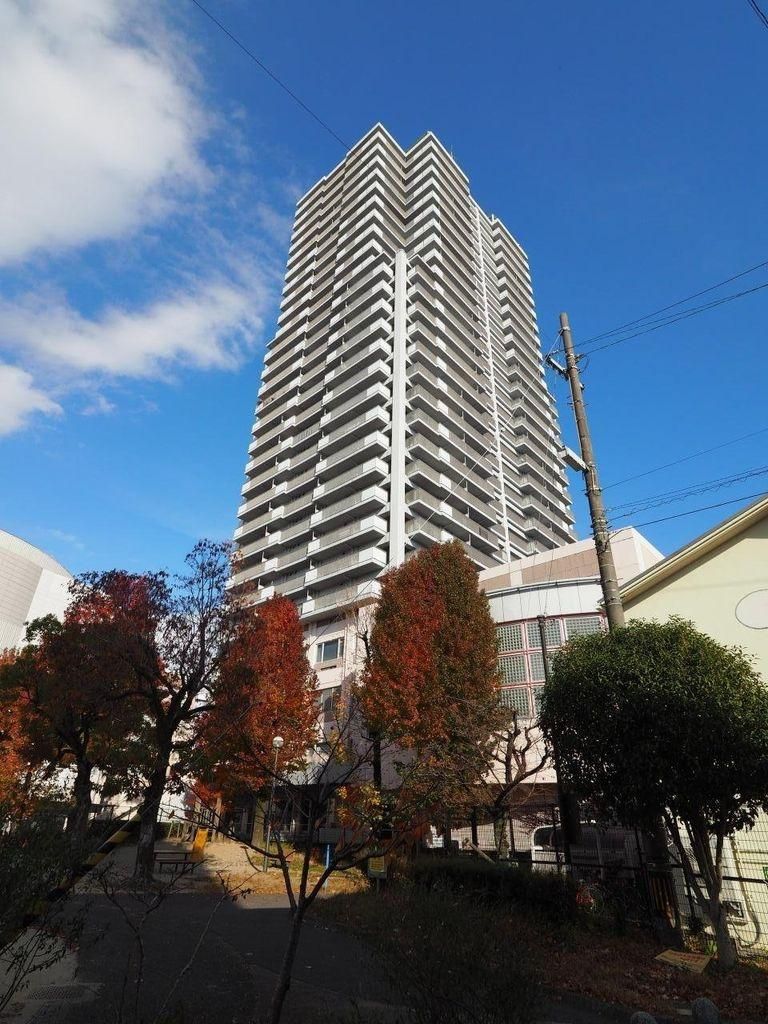 1LDK Apartment for Sale in Kochi City - 84.53 sqm, 23rd Floor - Thumbnail 2