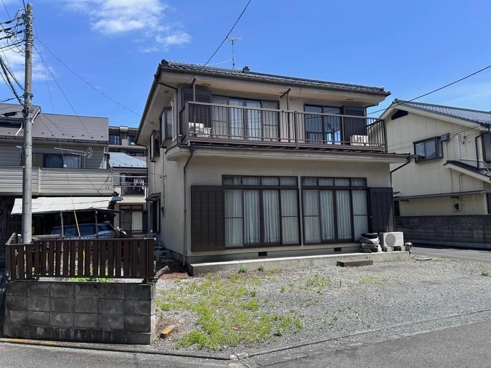 8DK+S House for Sale in Ome City, Tokyo - Corner Lot, 220m2 Land - Thumbnail 3