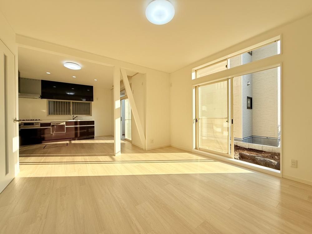 Renovated 3LDK House for Sale in Akishima, Tokyo - Thumbnail 3