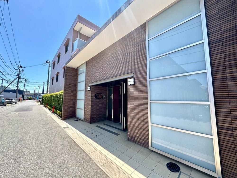 4LDK Apartment for Sale in Funabashi, Chiba - 80m2 - Thumbnail 2