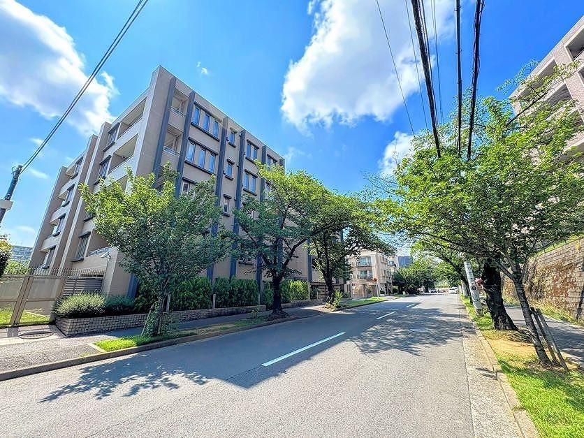 3LDK Apartment in Aoba-ku, Yokohama Near Tama-Plaza Station - Thumbnail 3
