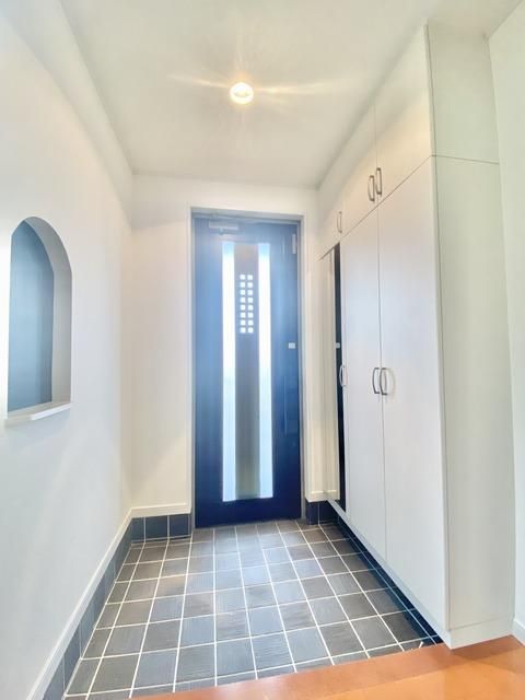 4LDK House for Sale in Kawaguchi with Built-in Garage - Thumbnail 2