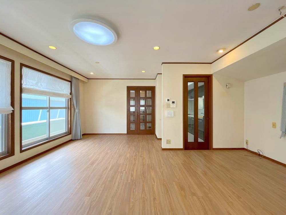 Land for Sale in Setagaya 1-Chome, Tokyo - 135.97 sqm - Thumbnail 4