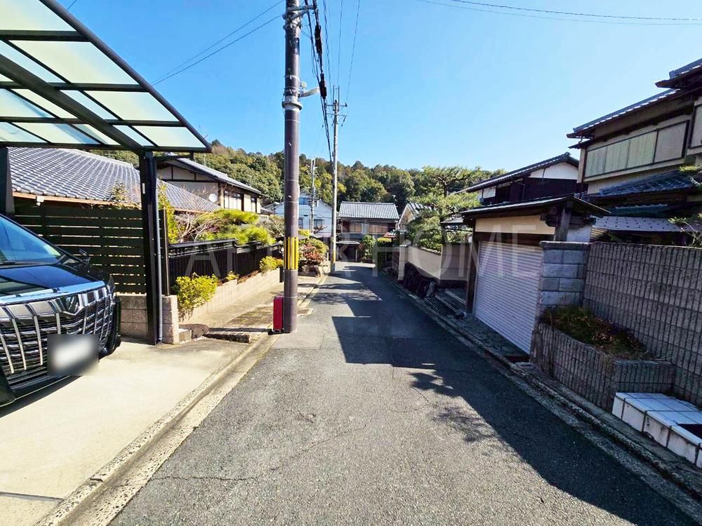 5LDK House for Sale in Ukyo Ward, Kyoto, 171.5 sqm Land - Thumbnail 4