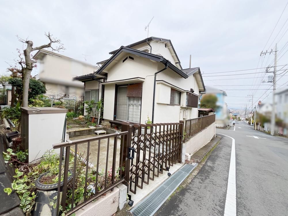 Land for Sale in Hachioji, Tokyo - Corner Lot, No Building Conditions - Thumbnail 3