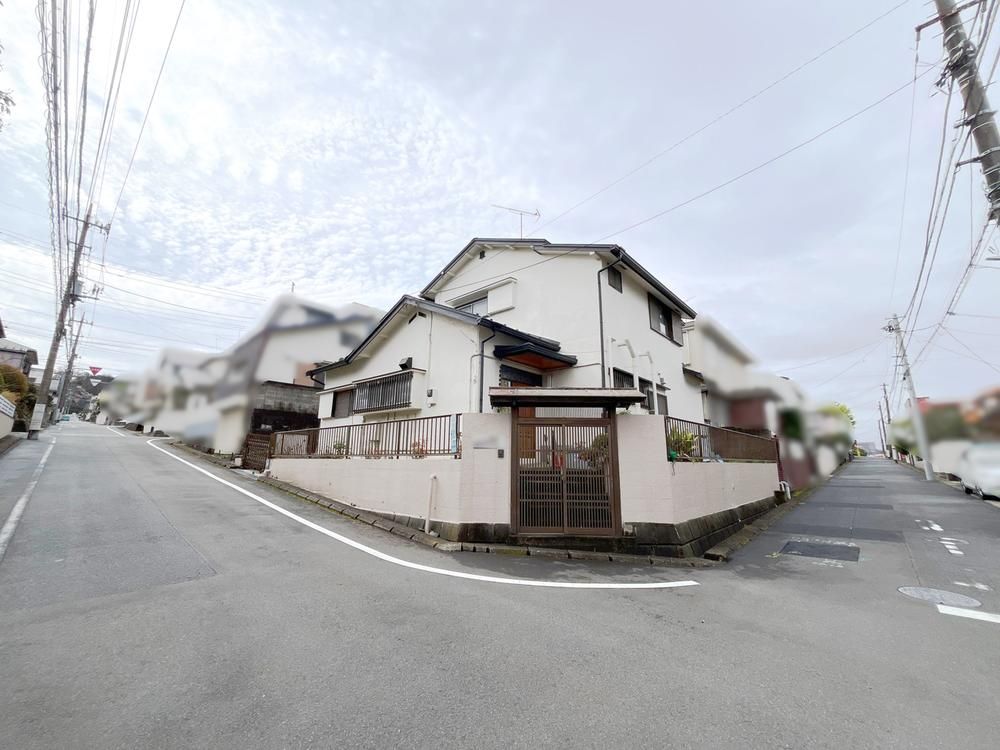 Land for Sale in Hachioji, Tokyo - Corner Lot, No Building Conditions - Thumbnail 2