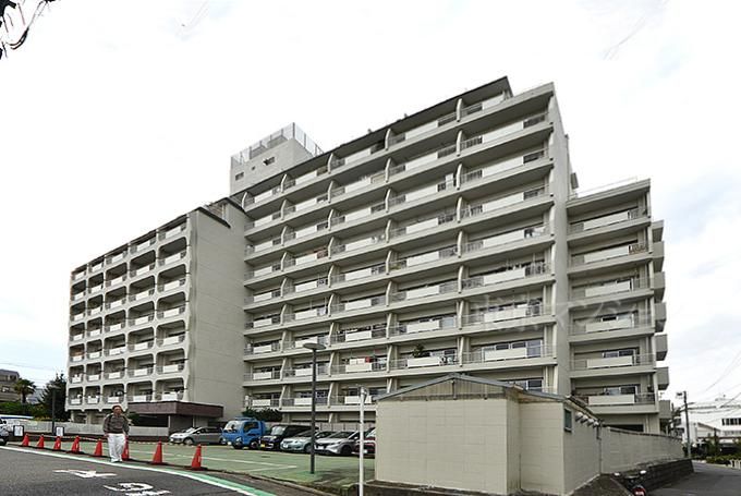 3LDK Apartment for Sale in Suginami, Tokyo – 91.49m2 with Balcony - Thumbnail 3