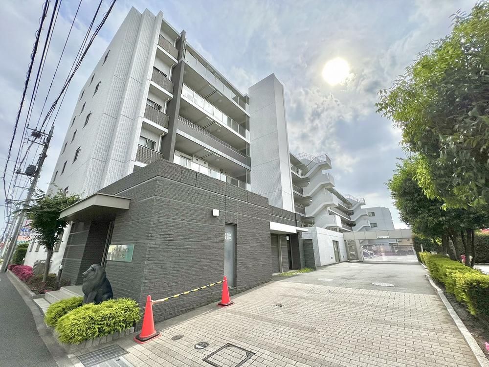 3LDK Apartment in Yamato, Kanagawa - 74.87 sqm - South Facing - Thumbnail 2