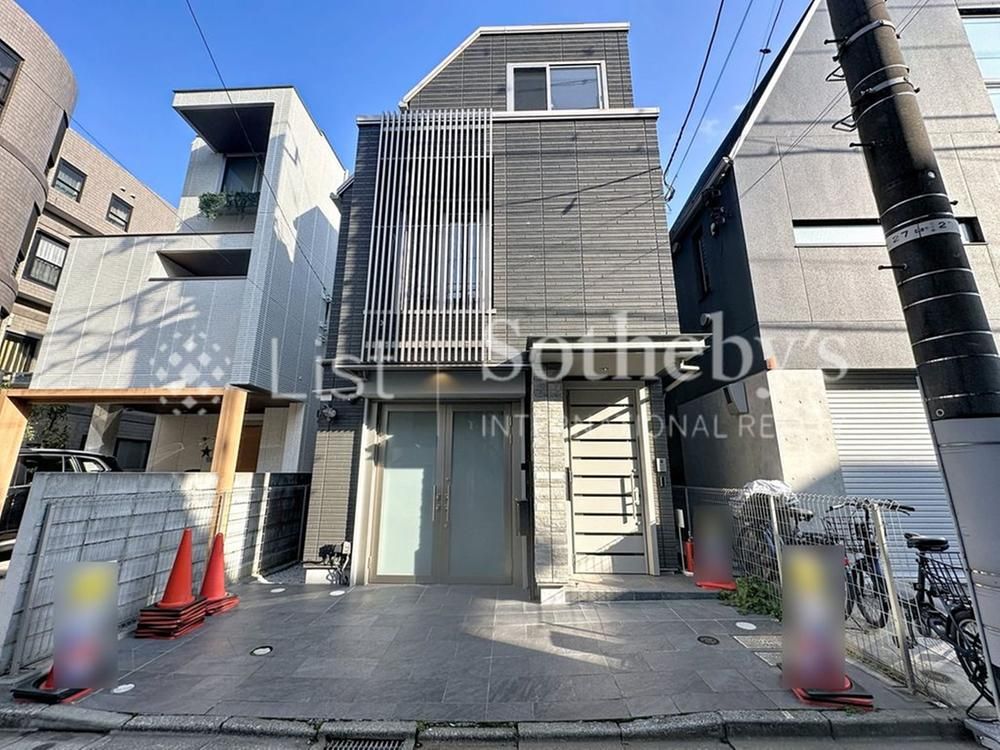 Renovated 4LDK Detached House in Shibuya, Tokyo - Thumbnail 3