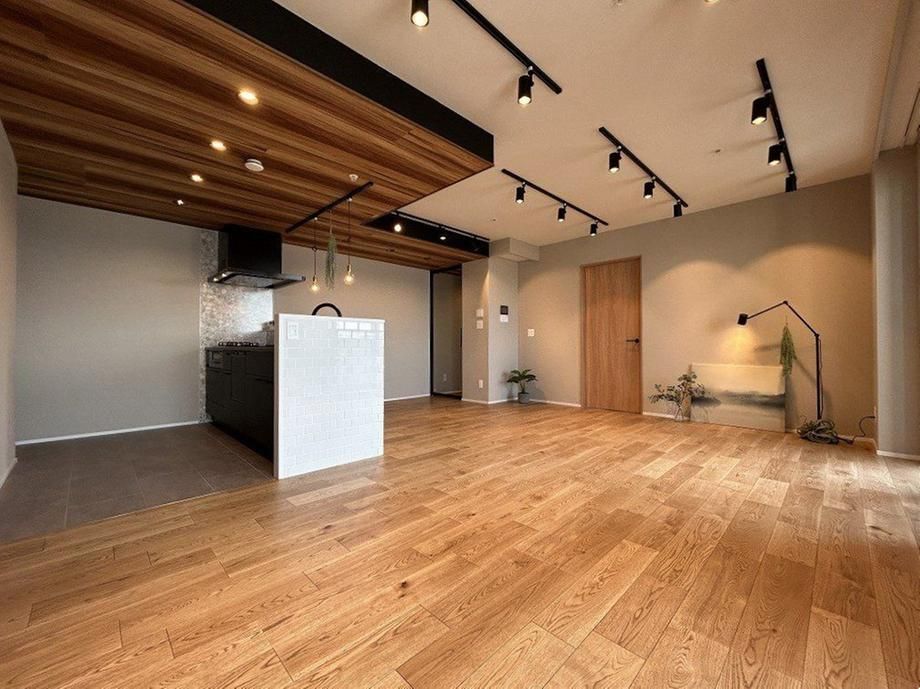 Renovated 3LDK Apartment in Fukuoka City's Island Tower Sky Club - Thumbnail 3