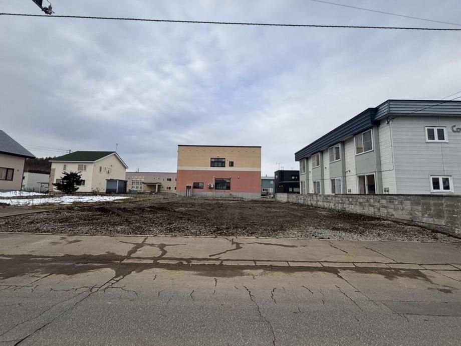 Land for Sale in Asahikawa, Hokkaido - 421m2 Plot - Thumbnail 3