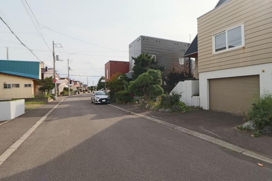 Land for Sale in Kita Ward, Sapporo - 178.48 m² - Thumbnail 2