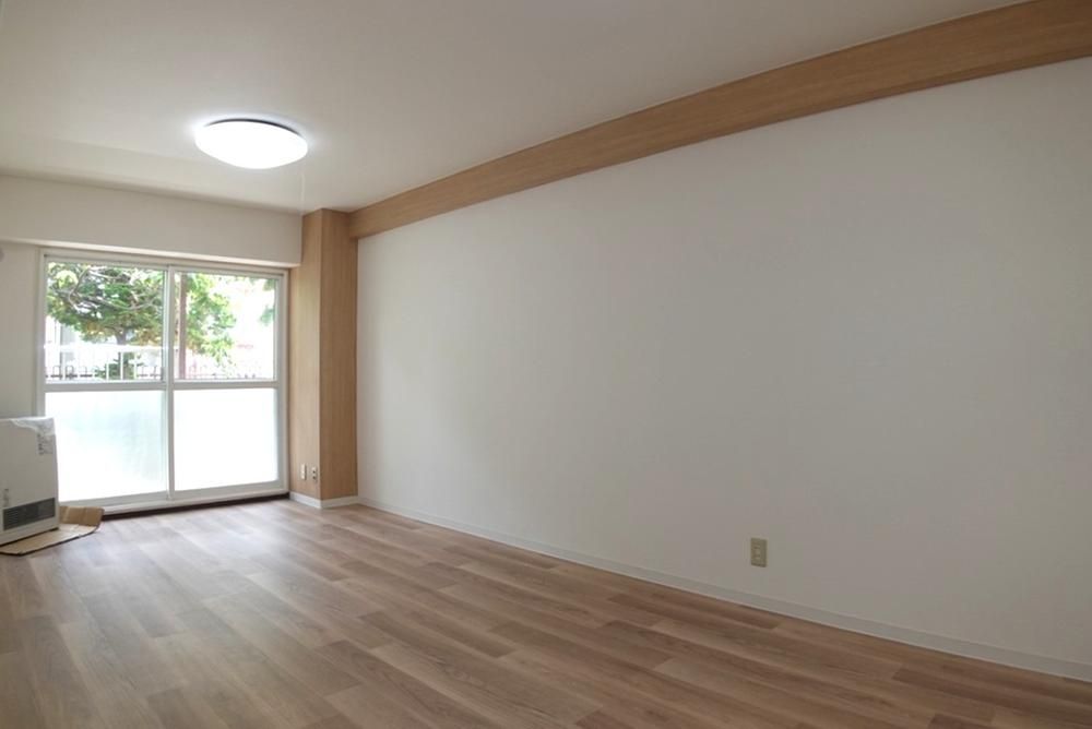 1LDK+S Apartment for Sale in Kita Ward, Sapporo Near Kita-Sanjo Station - Thumbnail 4