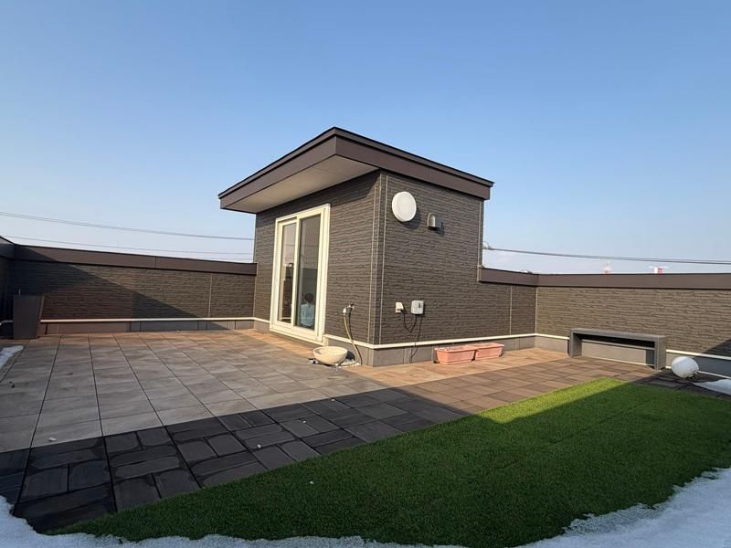 4LDK House for Sale in Hakodate, Hokkaido - 102.68 sqm - Image 1