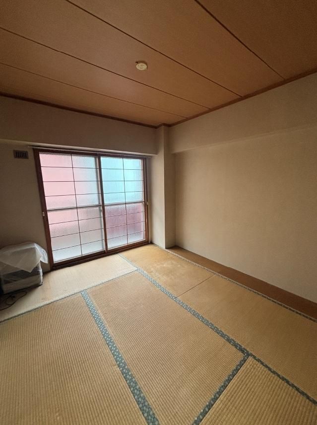 4LDK Apartment for Sale Near Nakajima Park, Sapporo - Thumbnail 2
