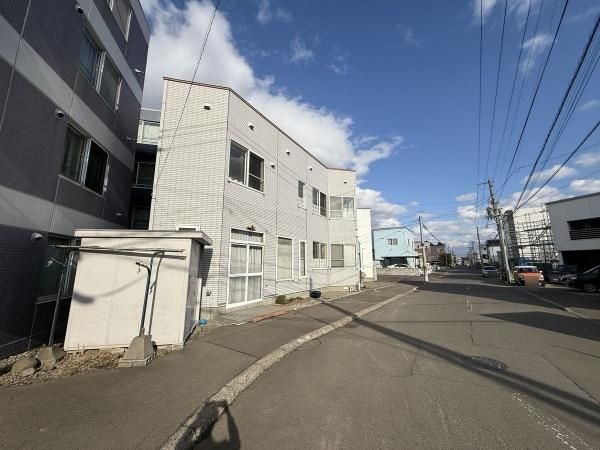 Land for Sale in Nishi Ward, Sapporo - 101.69 m2 - Thumbnail 4