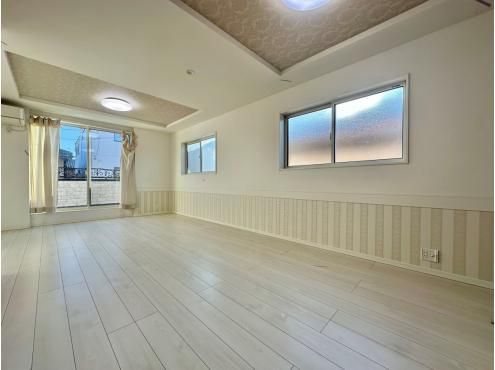 2015-Built 3LDK+S House Near Kita-Omiya Station, Saitama - Thumbnail 2