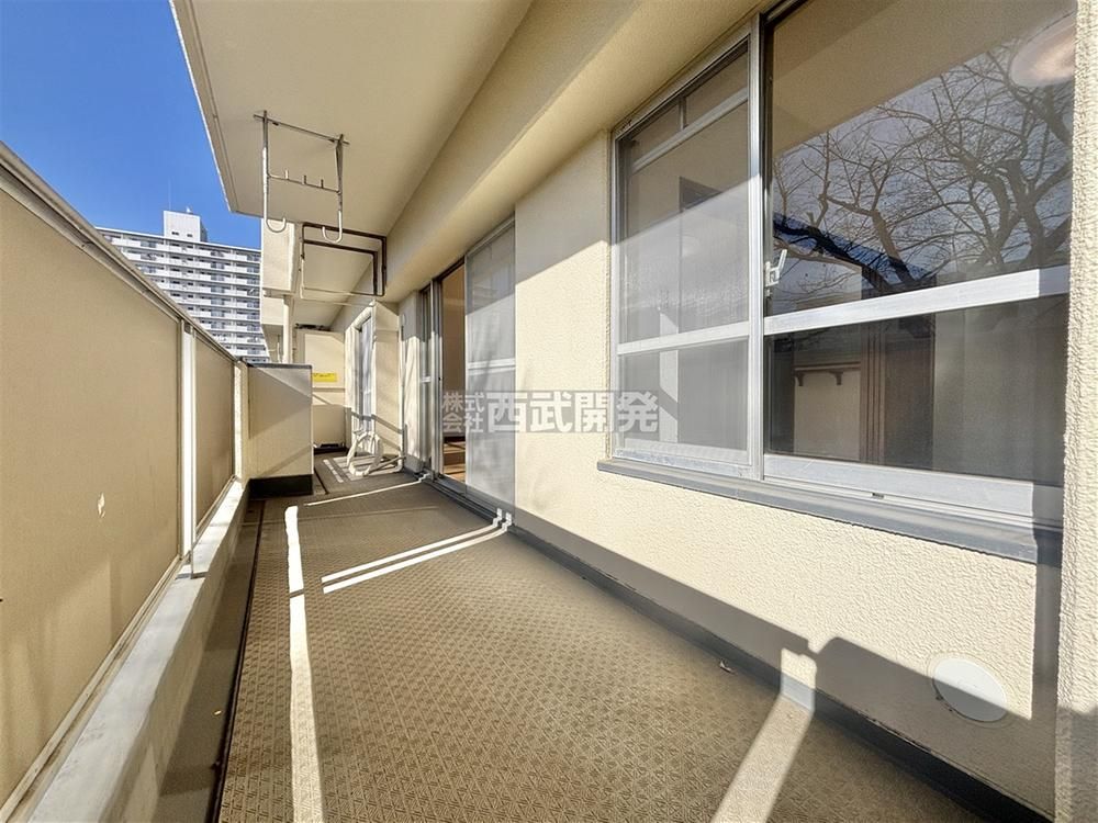 Renovated 2LDK Apartment for Sale in Akishima, Tokyo - Thumbnail 2