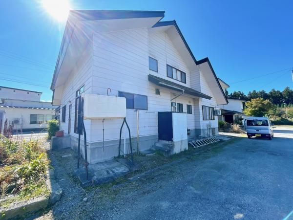 7DK House for Sale in Yonezawa, Yamagata - 799万 Yen - Thumbnail 2