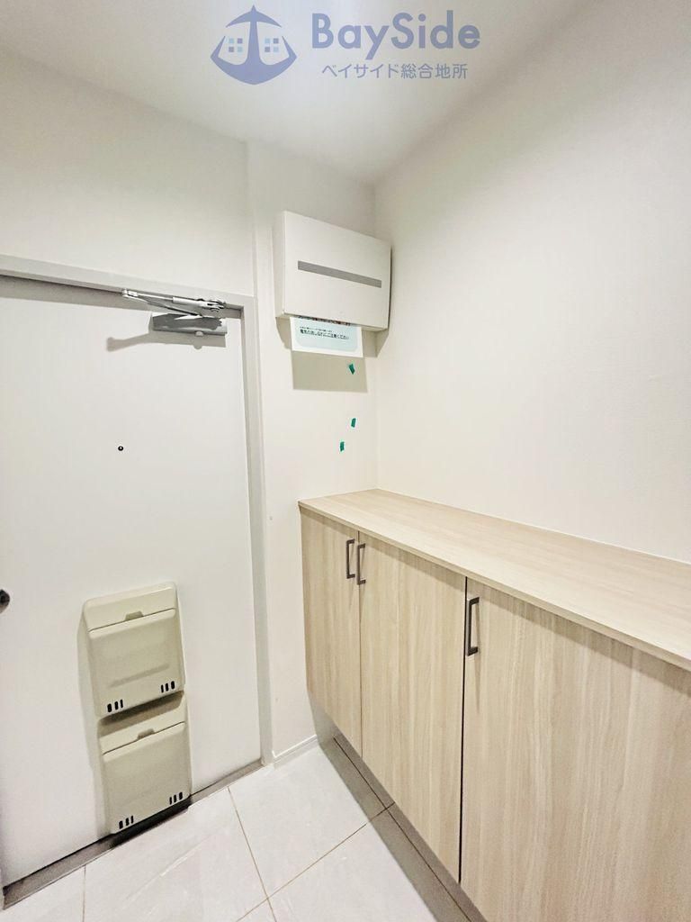 Renovated 2LDK Apartment in Kugenuma Kaigan, Fujisawa - Thumbnail 2