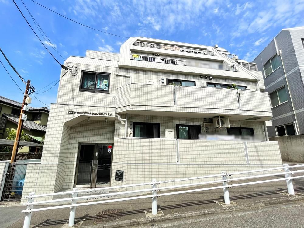 Renovated 3LDK Apartment for Sale in Fujisawa - Thumbnail 2