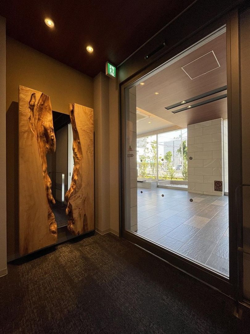 Premist Sapporo Motomachi 2LDK Apartment for Sale in Higashi-ku - Thumbnail 2