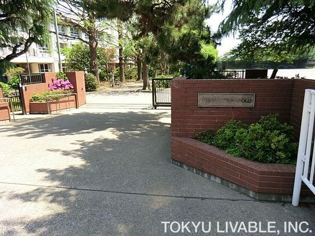 3LDK Apartment for Sale in Nakahara-ku, Kawasaki - Thumbnail 4