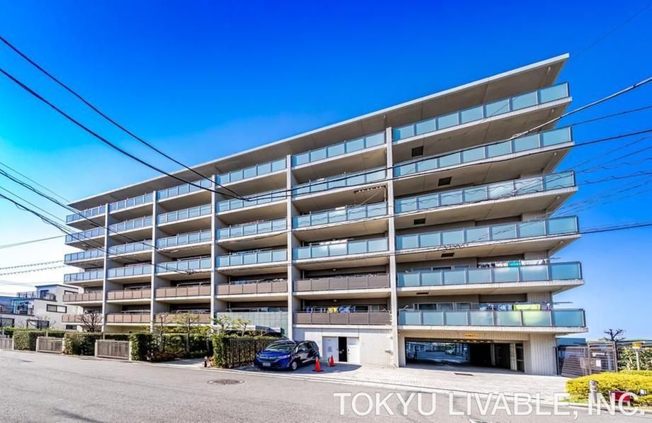 3LDK Apartment for Sale in Nakahara-ku, Kawasaki - Image 1