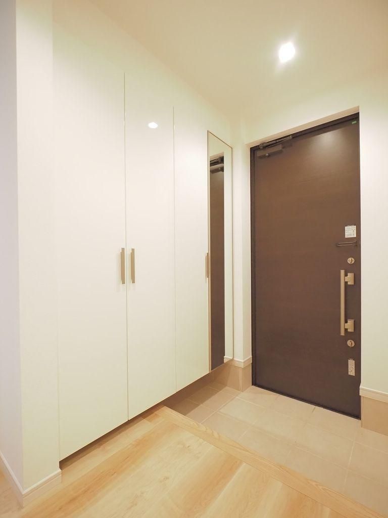 Renovated 4LDK House in Uegahara, Nishinomiya, Hyogo - Thumbnail 2