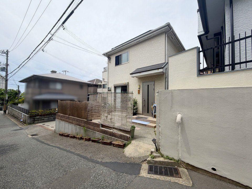 4LDK Detached House in Kobe's Hyogo Ward - 101.85m2 - Thumbnail 2