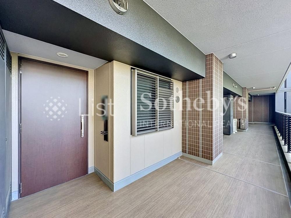 3LDK Apartment for Sale in Kanagawa-ku, Yokohama - Thumbnail 4