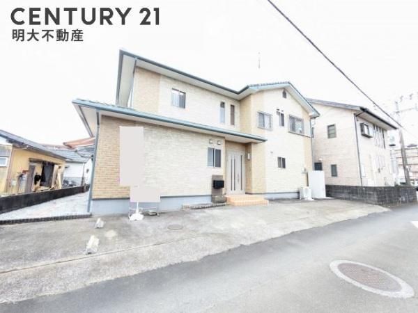 Renovated 5LDK House in Miyazaki City with Solar Power - Thumbnail 2