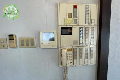 6LDK House for Sale in Hiji Town, Oita - 226m2 Land — Front_door, Hiji, Oita