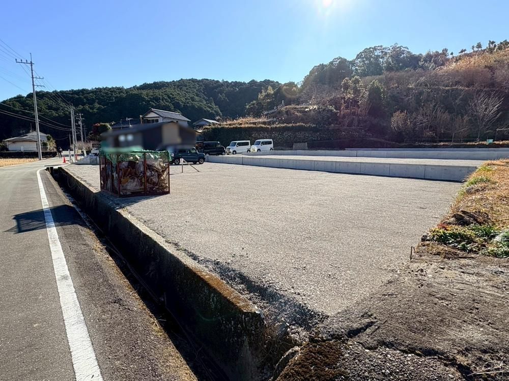 Land for Sale in Sakawa Town, Kochi Prefecture - 365 sqm - Thumbnail 2