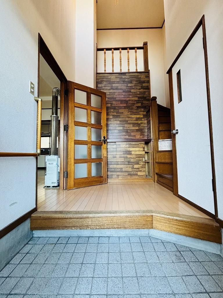 6LDK House for Sale in Shiroishi-ku, Sapporo - 224m2 Land - Thumbnail 4