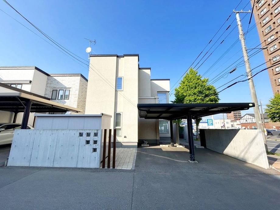 4LDK Used House in Chuo-ku, Sapporo - 108 Million Yen - Thumbnail 2