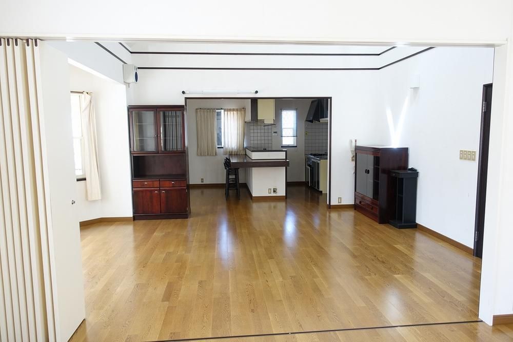 Mountain View Vacation Home in Yamanakako near Mount Fuji - Thumbnail 4