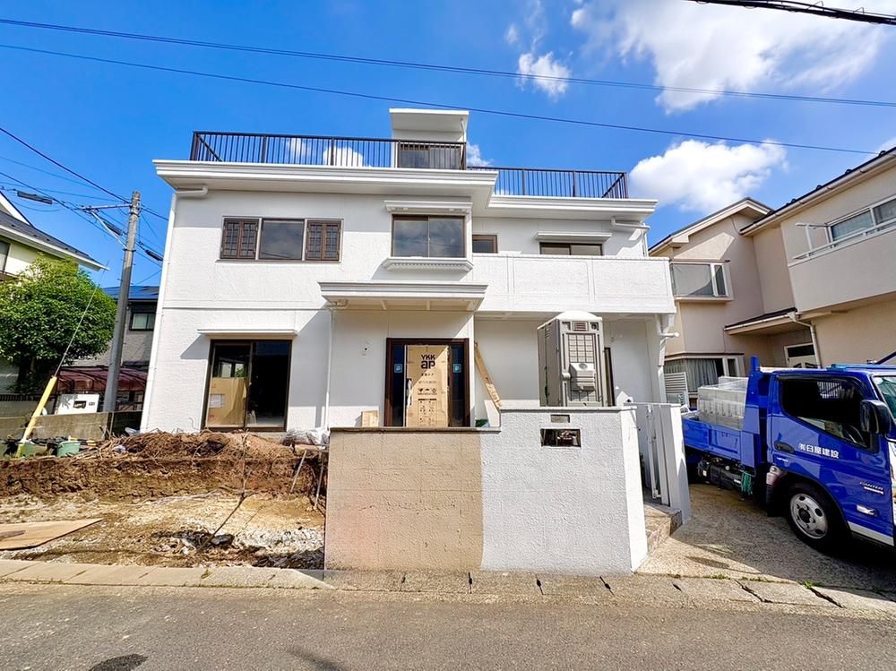 5LDK RC House for Sale in Kohoku Ward, Yokohama - Thumbnail 2
