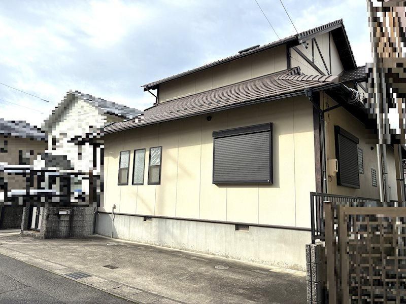 6LDK House for Sale in Yokkaichi, Mie - 257 sqm Land - Thumbnail 2