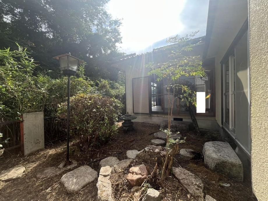 4LDK House with Garden for Sale in Nose Town, Osaka - Thumbnail 2