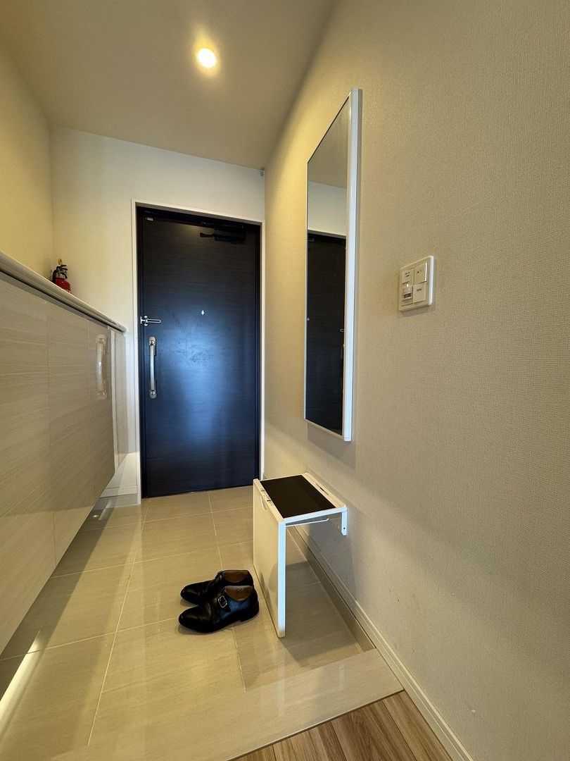 3LDK Apartment for Sale in Ginowan, Okinawa – 82m² with Ocean View - Thumbnail 4