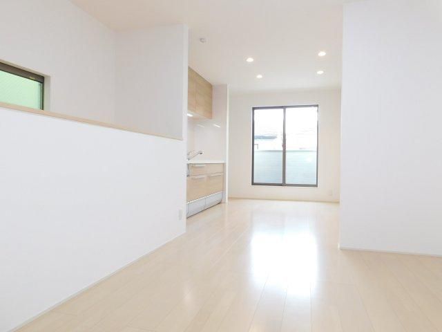 2LDK+S House for Sale in Nakamura Ward, Nagoya - Thumbnail 2