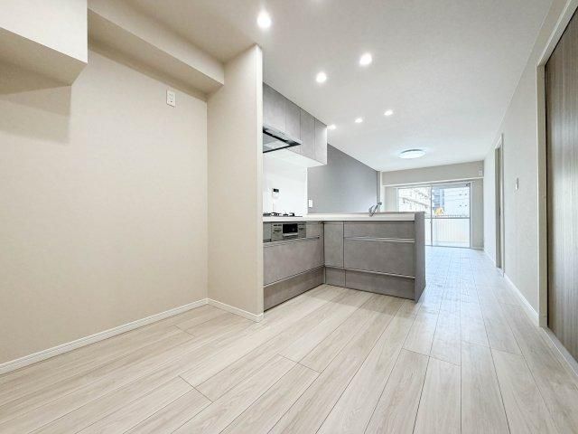 Renovated 2LDK Apartment Near Shinyurigaoka, Kawasaki - Thumbnail 3